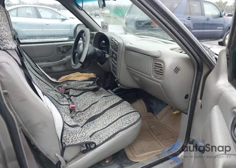 2002 GMC Sonoma Sl z USA, uszkodzony, nr VIN 1GTCS14W728153359